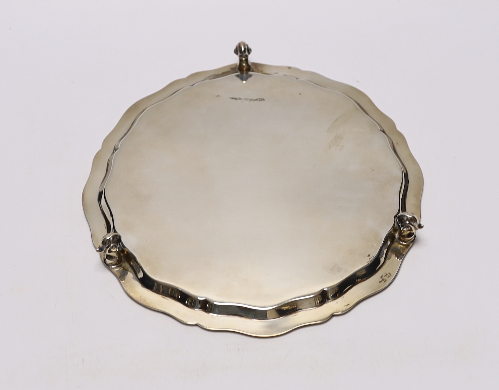 A George VI silver salver, Viners Ltd, Sheffield, 1936, 25.8cm, 17.3oz.